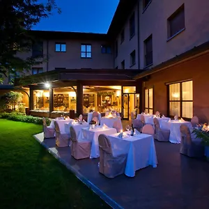 מלון Brianteo And Restaurant